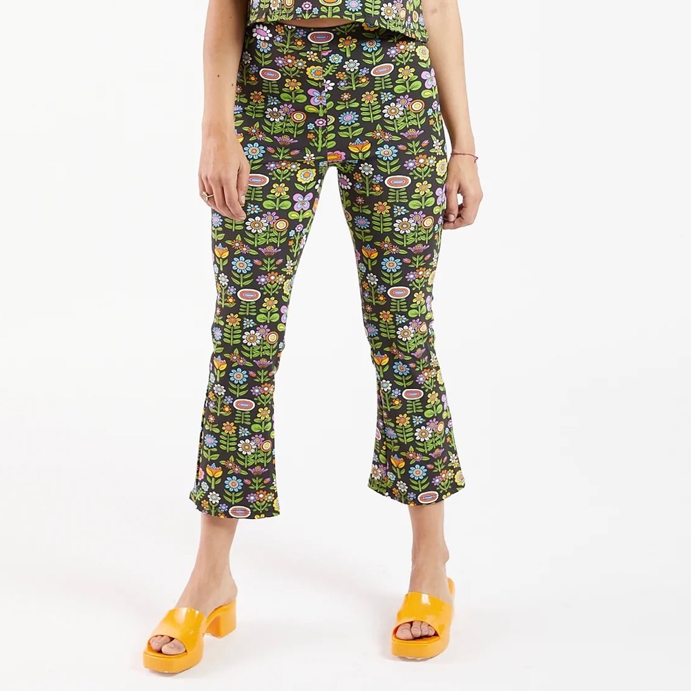 Nooworks Awesome Blossom Kick Flare Pants